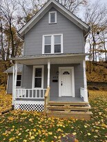 453 Tremont Ave SE in Massillon, OH - Building Photo