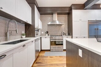 5579 Rue Clark in Montréal, QC - Building Photo - Building Photo