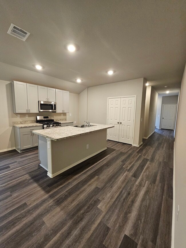 26126 Halwell Manor Ln in Spring, TX - Building Photo - Building Photo