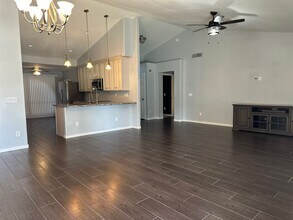 411 N Leoma Ln in Chandler, AZ - Building Photo - Building Photo