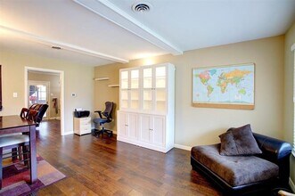 1316 Cherokee St in Arlington, TX - Building Photo - Building Photo