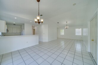 14510 SW 156th Ave in Miami, FL - Building Photo - Building Photo