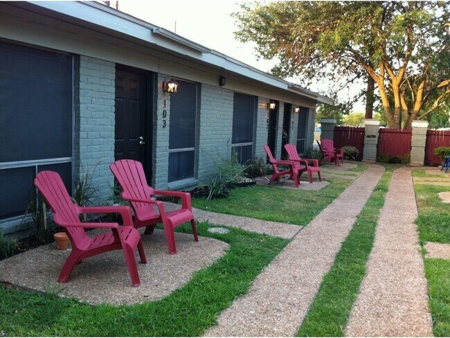 property at 602 W 51st St