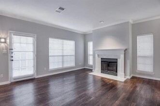 2308 Kenley St in Fort Worth, TX - Foto de edificio - Building Photo