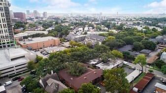 4219 Avondale Ave, Unit 116 in Dallas, TX - Building Photo