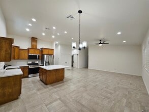10227 E 33rd Pl in Yuma, AZ - Building Photo - Building Photo
