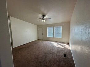 1210 W Mermod St in Carlsbad, NM - Building Photo - Building Photo