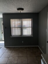 6512 22nd St in Lubbock, TX - Foto de edificio - Building Photo