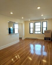 375 Broadway, Unit 19T in Somerville, MA - Building Photo - Building Photo