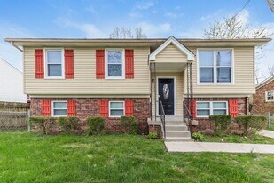 9713 Ranger Rd in Louisville, KY - Building Photo