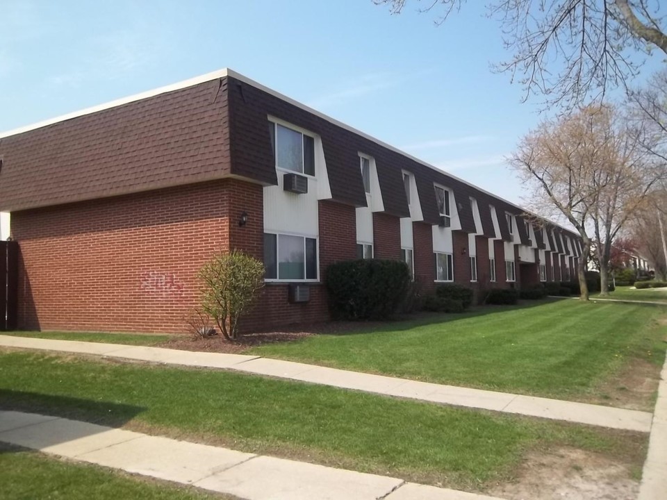 5107 Byrd Ave in Racine, WI - Foto de edificio