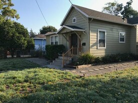 203 S 19th St in San Jose, CA - Building Photo