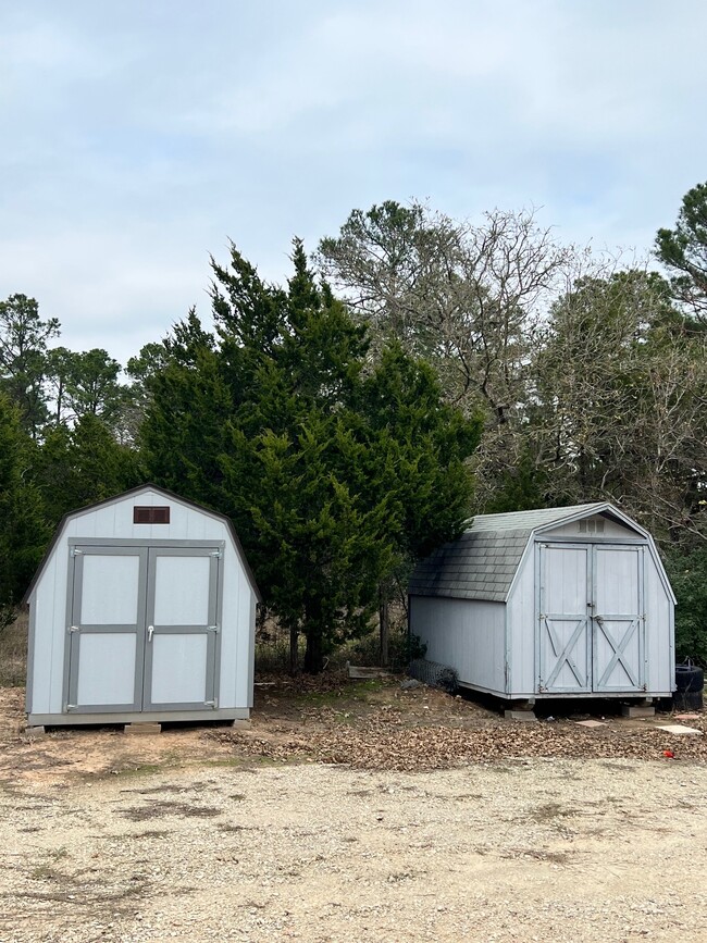 210 TX-21, Unit A in Bastrop, TX - Building Photo - Building Photo