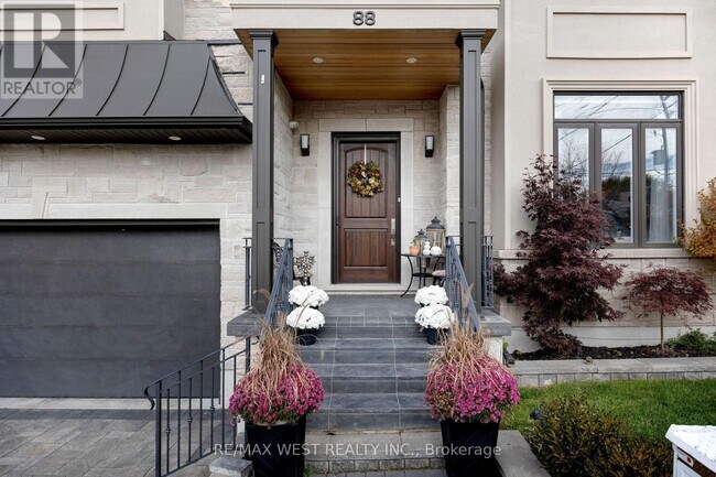 88 Yardley Ave in Toronto, ON - Building Photo - Building Photo