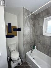 30 W 1st St in Hamilton, ON - Building Photo - Building Photo