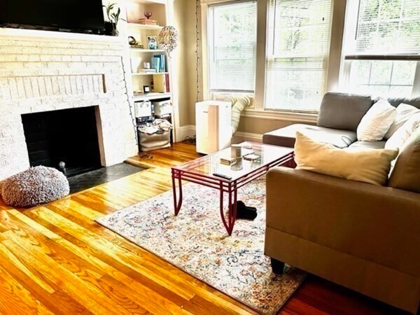 19 Beaconsfield Rd, Unit #2 in Brookline, MA - Building Photo