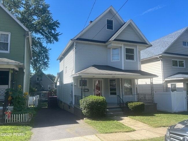 2227 Capouse Ave, Unit 0123 in Scranton, PA - Building Photo - Building Photo