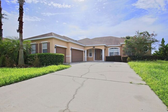 4932 Indian Deer Rd in Windermere, FL - Building Photo - Building Photo