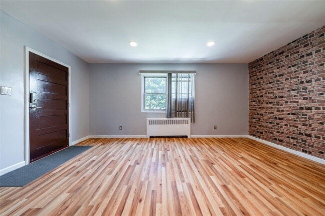 234-28 131st Ave in Queens, NY - Building Photo - Building Photo
