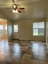 9457 Magnolia Wood Dr in Claremore, OK - Building Photo - Building Photo