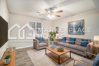 5028 Chadwick Ct in Decatur, GA - Building Photo - Building Photo