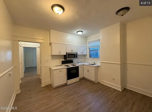 147 Western Ave in Albany, NY - Building Photo - Building Photo