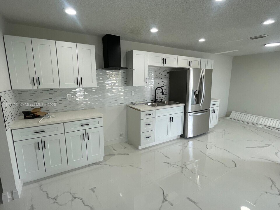 14964 SW 305th Terrace in Homestead, FL - Building Photo