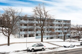 The Views in Salt Lake City, UT - Building Photo - Building Photo