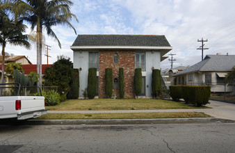 405 W Elk Ave in Glendale, CA - Building Photo - Building Photo