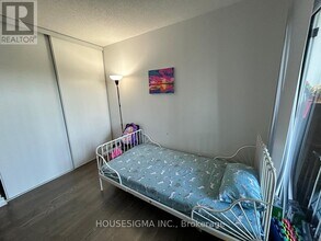 28 Empress Ave in Toronto, ON - Building Photo - Building Photo