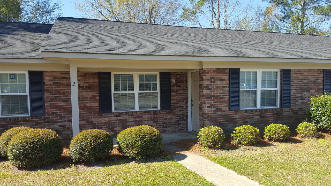 001 University Ct in Statesboro, GA - Building Photo