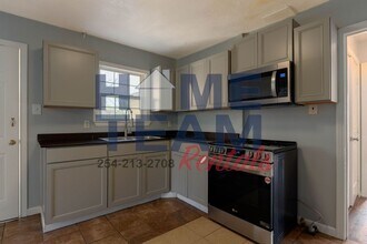 506 Powell St in Killeen, TX - Building Photo - Building Photo