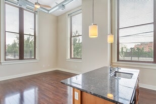 Fifth Avenue School Lofts