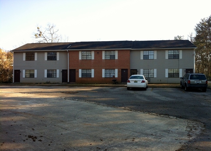 Whetstone Apartments in Birmingham, AL - Building Photo