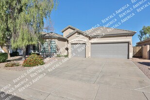 10320 W Cashman Dr in Peoria, AZ - Building Photo