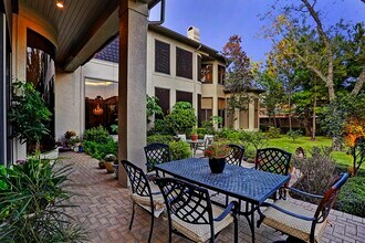 11101 S Country Squire in Houston, TX - Foto de edificio - Building Photo