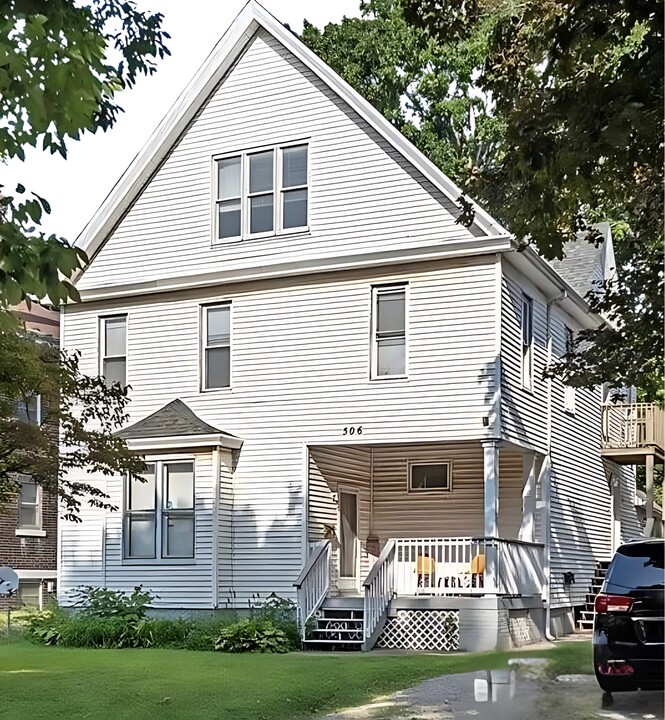 506 S Walnut St, Unit Apt C in Springfield, IL - Foto de edificio