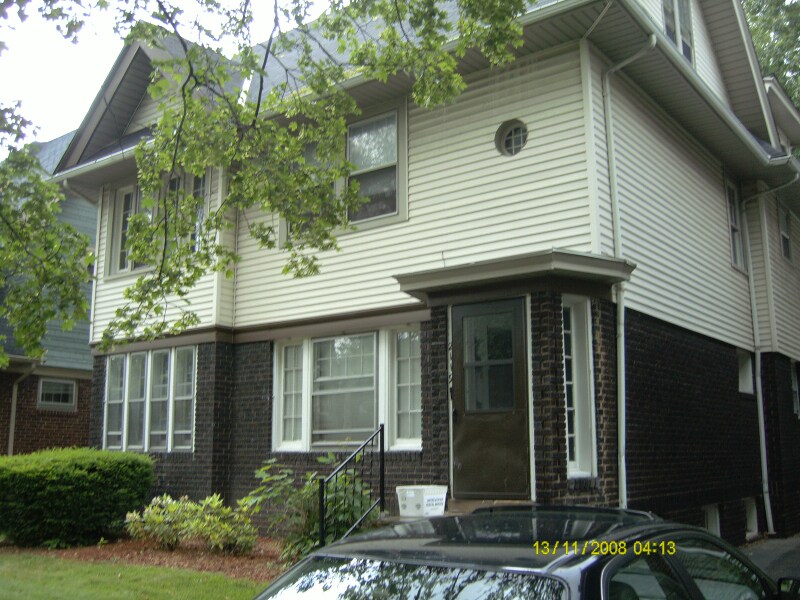 2119 Stillman Rd in Cleveland Heights, OH - Building Photo
