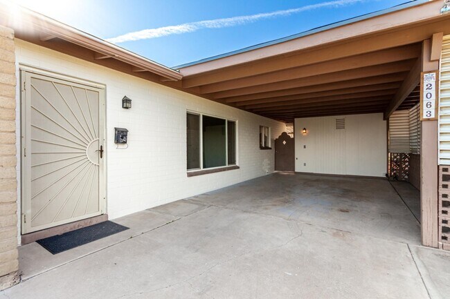 2063 E Bramble Ave in Mesa, AZ - Building Photo - Building Photo