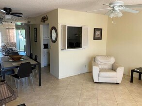 100 Ventnor E in Deerfield Beach, FL - Foto de edificio - Building Photo
