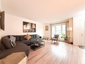 43 Rue du Huard in Gatineau, QC - Building Photo - Building Photo