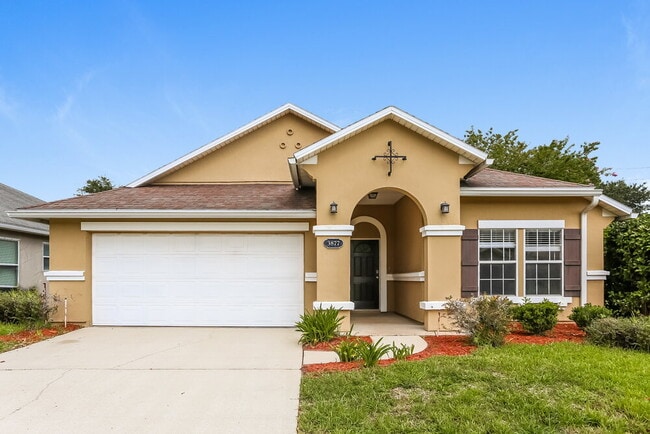 property at 3877 Marsh Bluff Dr