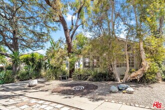 2534 Wellesley Ave in Los Angeles, CA - Building Photo - Building Photo