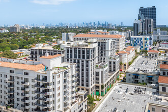 Belmont Village Coral Gables in Coral Gables, FL - Foto de edificio - Building Photo