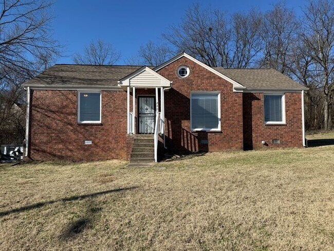 property at 2401 Buena Vista Pike