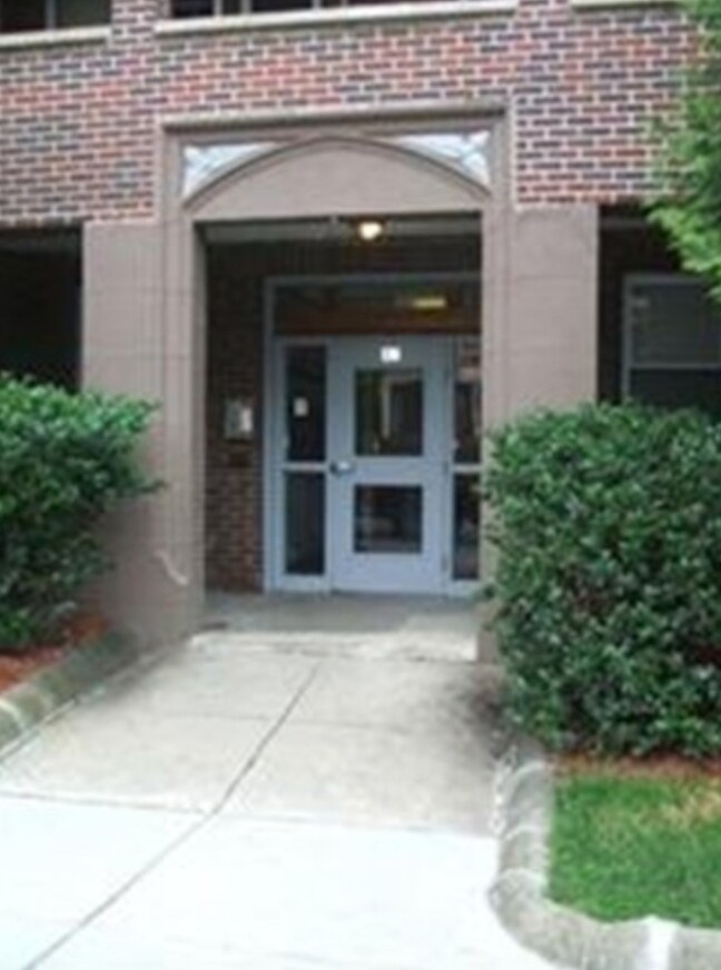 property at 41 Ashford St