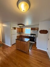 222 W Park Rd in Round Lake, IL - Foto de edificio - Building Photo