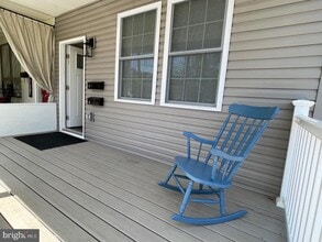 250 W Bridge St in Morrisville, PA - Building Photo - Building Photo