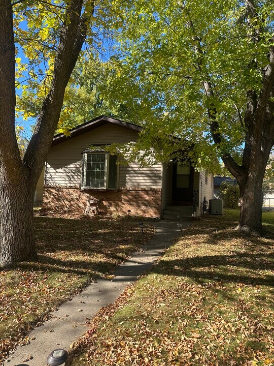 137 35th Ave N in St. Cloud, MN - Building Photo
