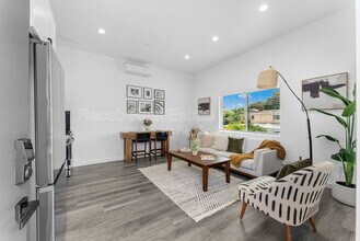 5254 Adams Ave in San Diego, CA - Building Photo - Building Photo